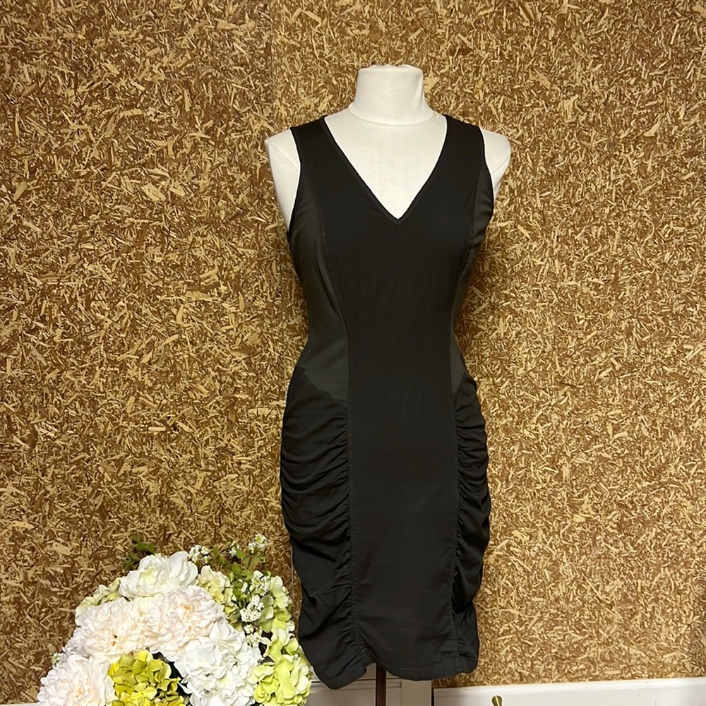 Wearables sleeveless dress in olive.